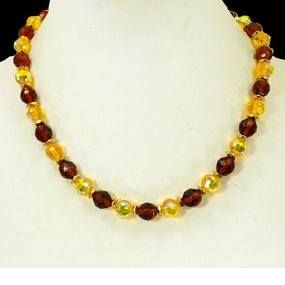 Yellow and brown all glass bead necklace and earring set mixed with gold accent - Picture 3 of 12